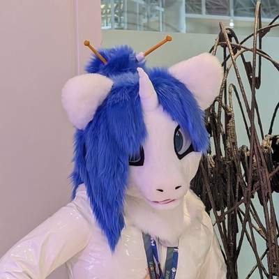 LightTheUnicorn@lighttheunicorn.horse